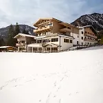 Hotel Tirolerherz