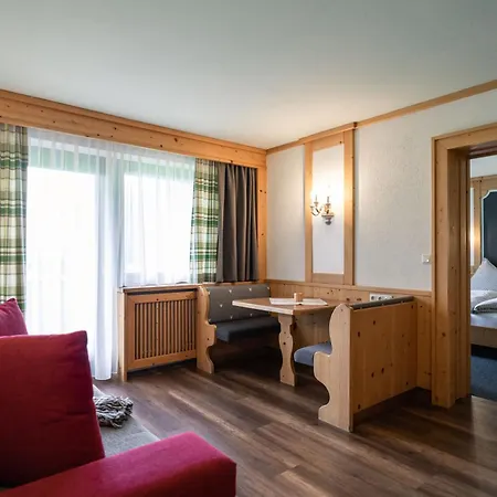 Hotel Tirolerherz