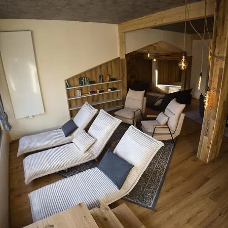 ホテル Tirolerherz *