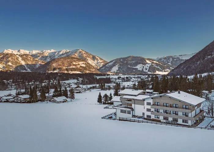 Tirolerherz ホテル *