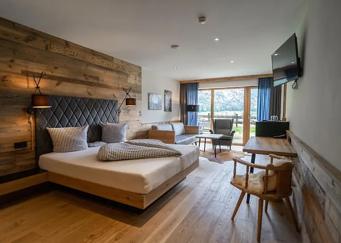 ホテル Tirolerherz *