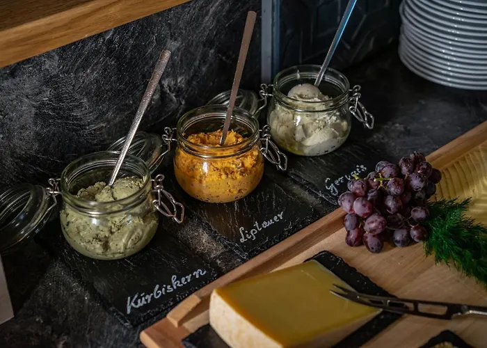 ホテル Tirolerherz