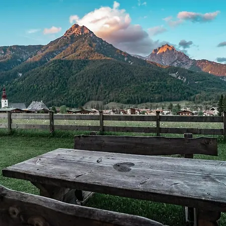 Hotel Tirolerherz *